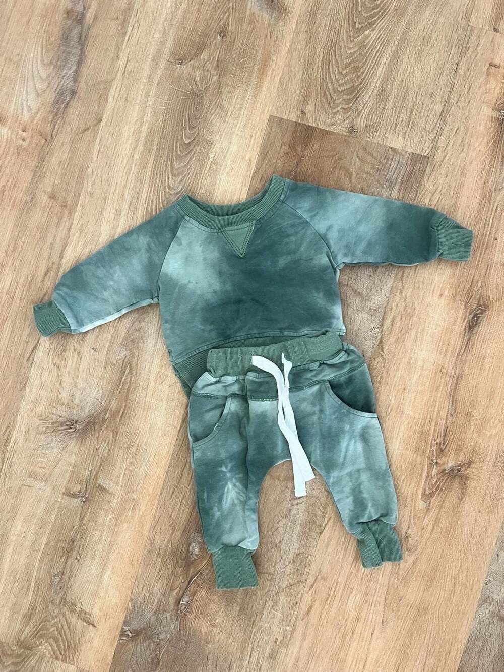 Little Bipsy Collection Sage Green Tie-Dye Pullover and Jogger Set